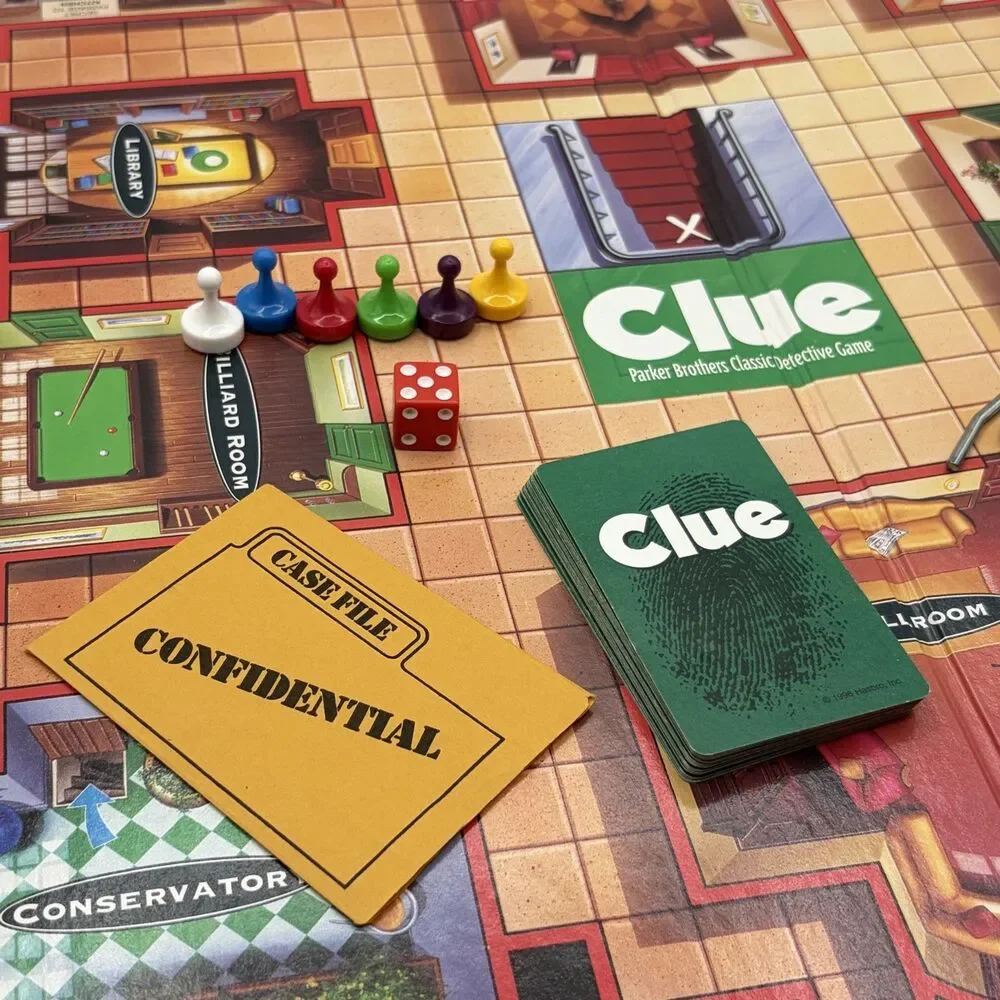 Clue - Parker Brothers - Classic Detective Board Game - Complete - Vintage 1996